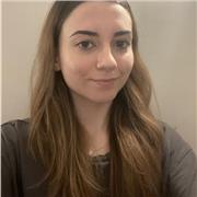 Soy una universitaria dispuesta a ofrecer mis conocimientos a alumnos con dificultades en la lengua inglesa